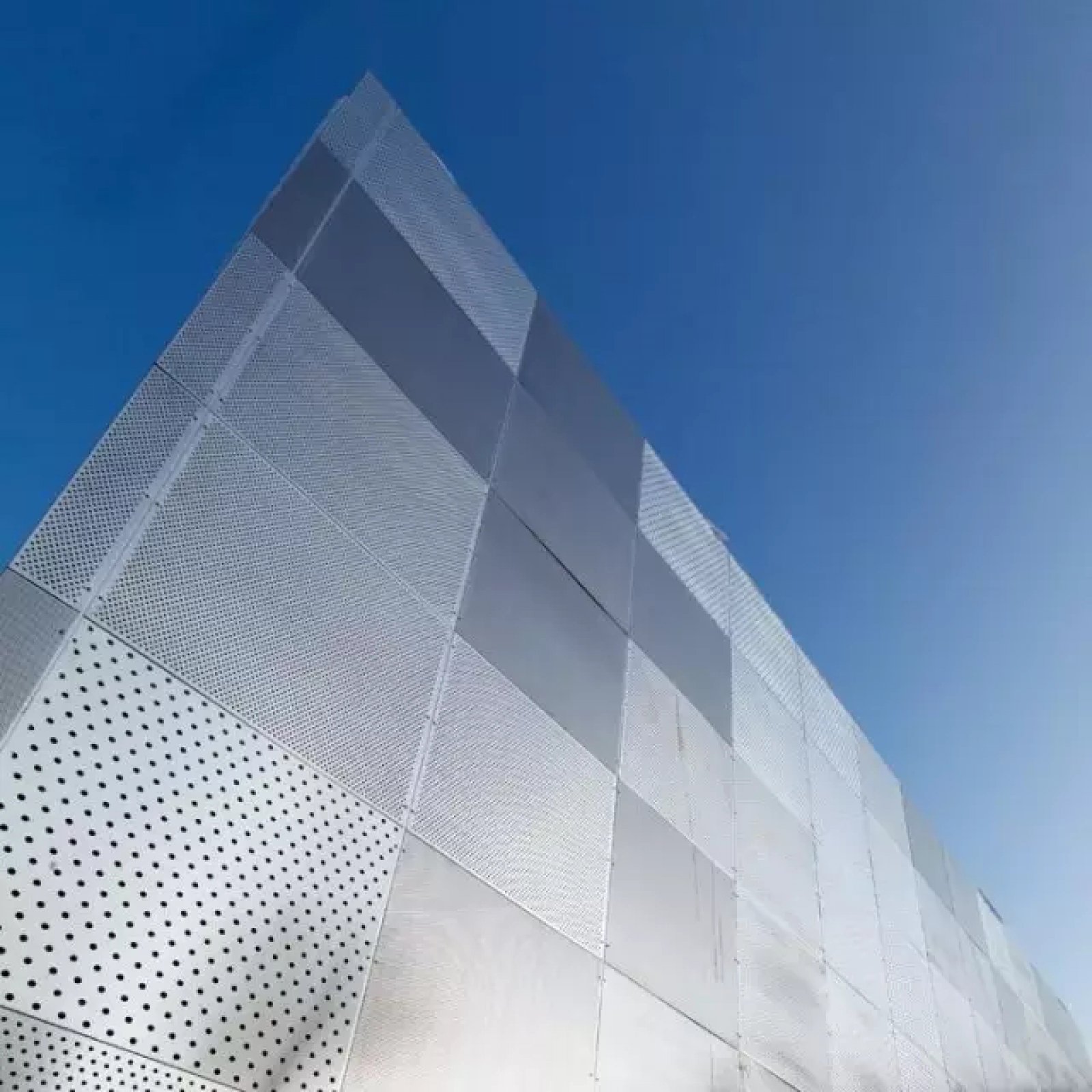 最全面的幕墙设计基础知识_中开智慧艺型建筑幕墙设计公司