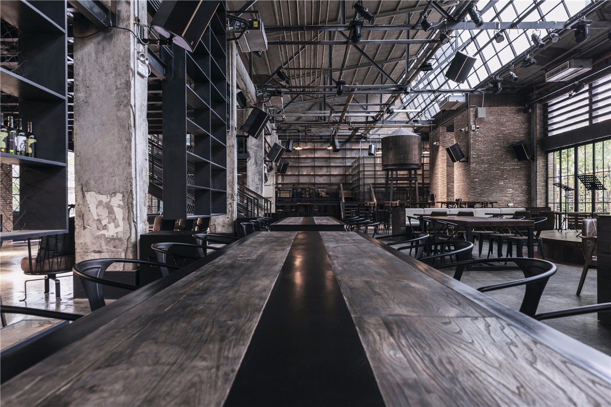 广东左岸啤酒艺术工厂 | LAD设计现代办公空间