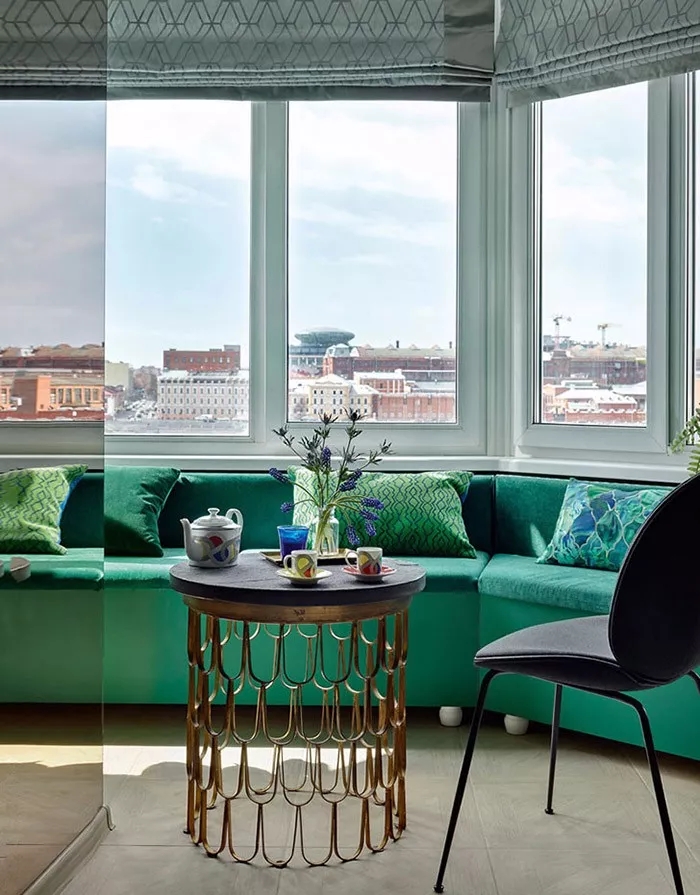 浓情祖母绿,跨越山川和深海,清透色调演绎超脱