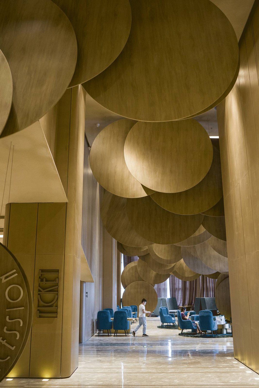 武汉国际广场武商摩尔电影城 | 普利设计现代电