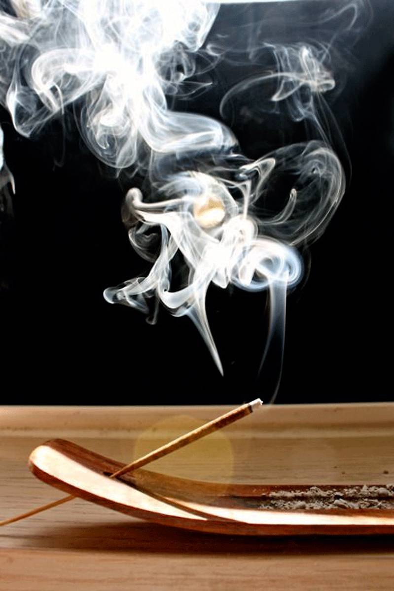 燃一柱清香,宁静清雅
