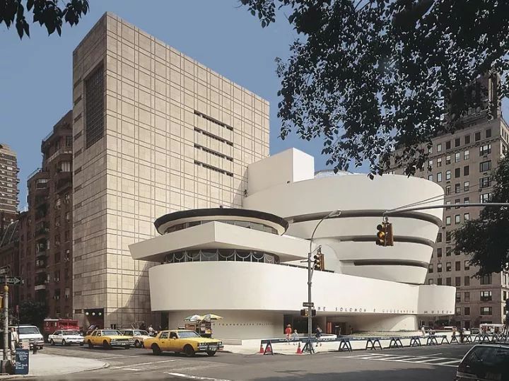 赖特作品  纽约古根海姆博物馆 纽约著名的地标建筑,外观像一只茶杯