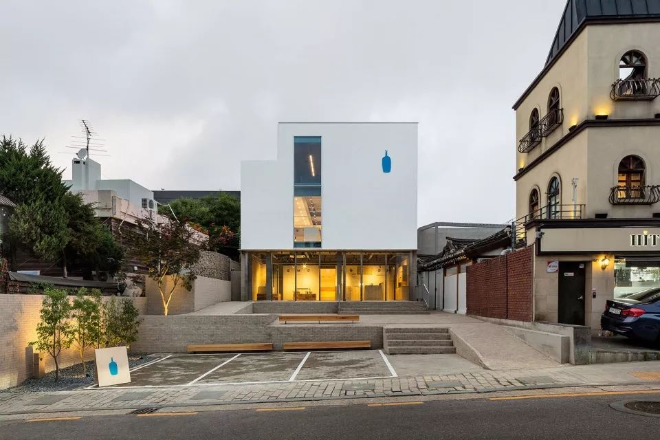 blue bottle咖啡三清洞店,与"韩屋"和谐相融 | schemata architects