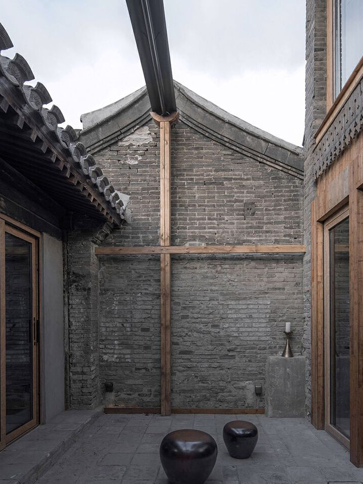 一个以四合院为背景的隐秘之地，北京“四合”酒吧俱乐部 | 雅思睿设计研究室