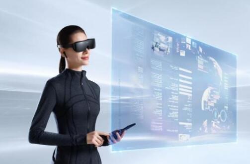 抖音多位内容负责人将转岗至VR业务；微信支付宣布