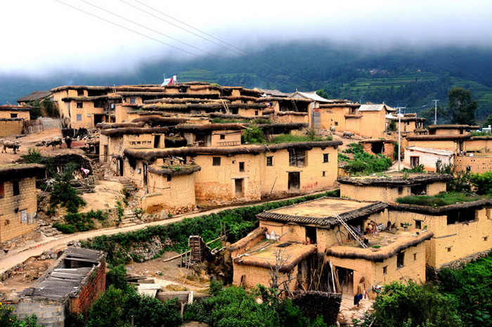 中华民族大团圆56个民族特色民居欣赏