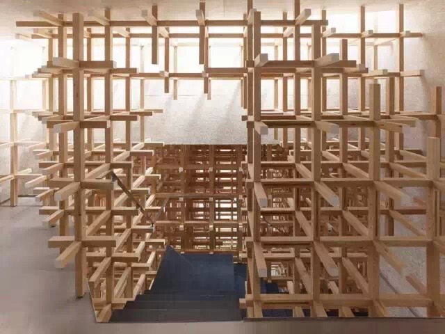 看建筑大师隈研吾玩转"鲁班锁"