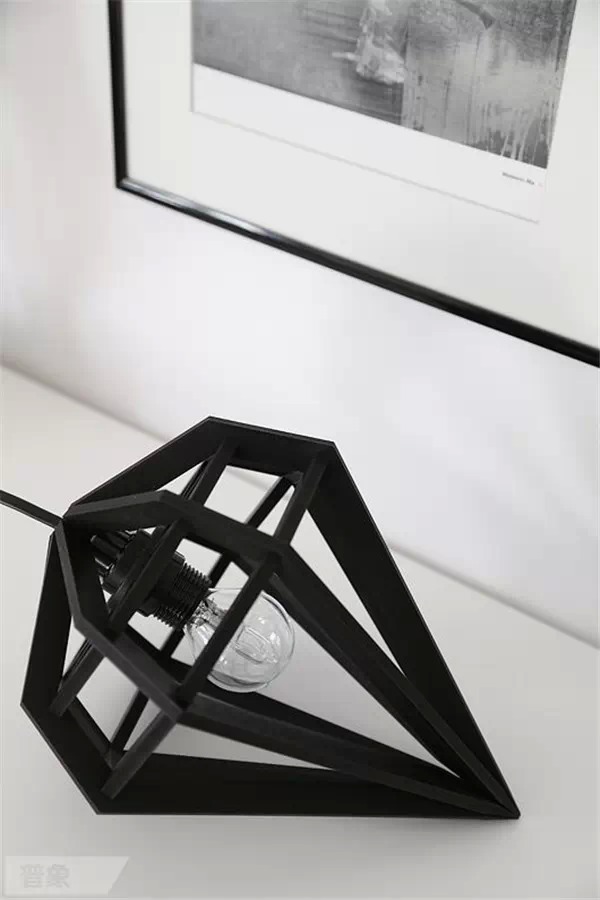 三角形元素在产品中的运用-建e网设计资讯-室内设计行业头条资讯新闻