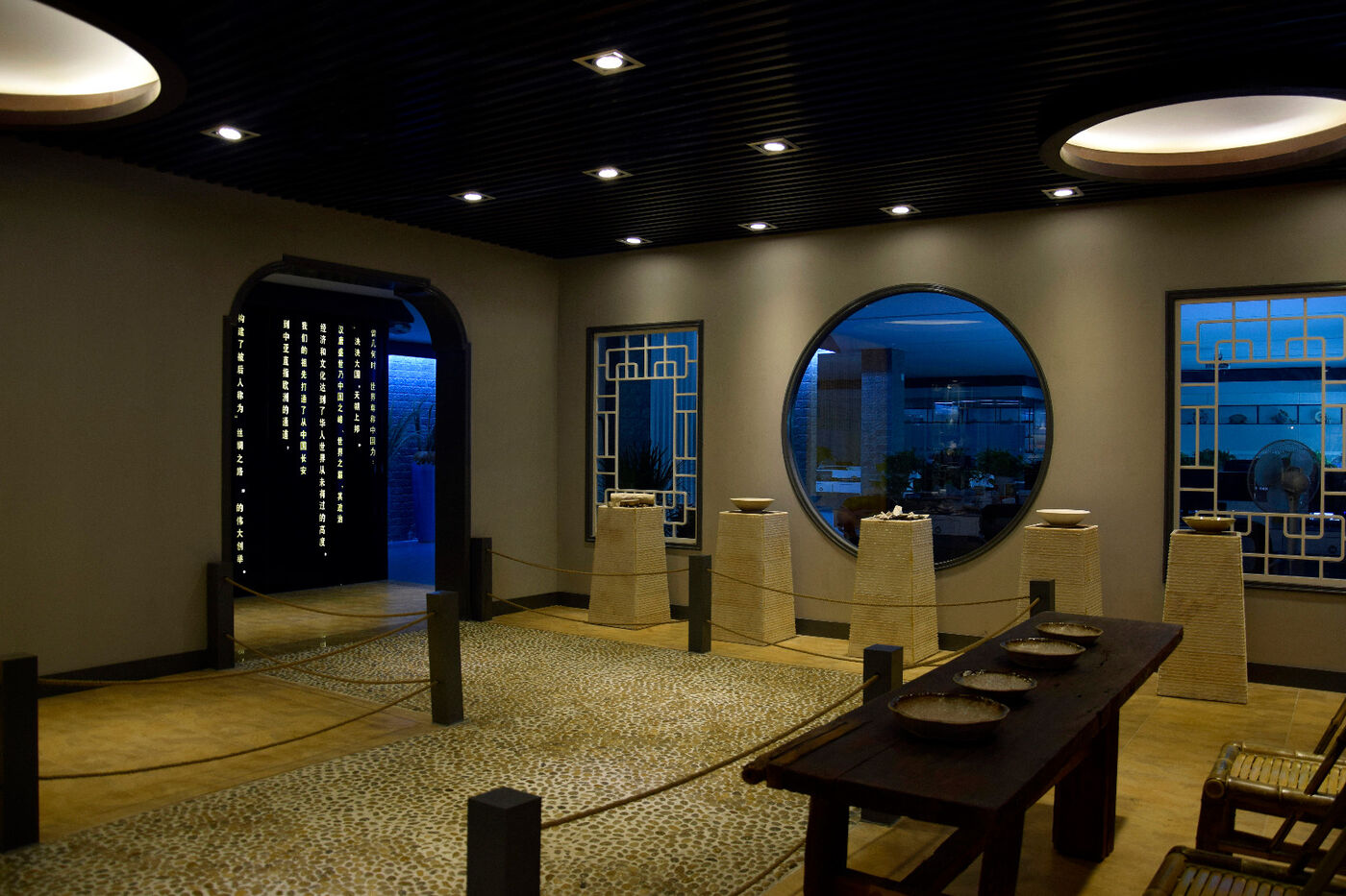 游园品瓷—广州尚邦陶瓷餐具展厅设计案例