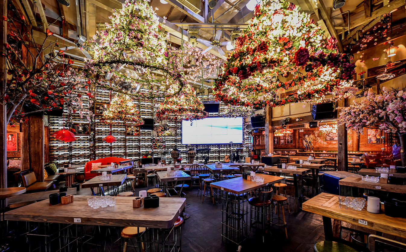 繁花酒吧合壹设计