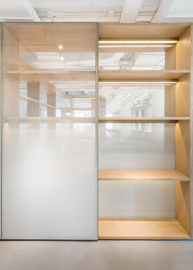 嵌进玻璃盒子的上海NIO品牌工作室 | Linehouse