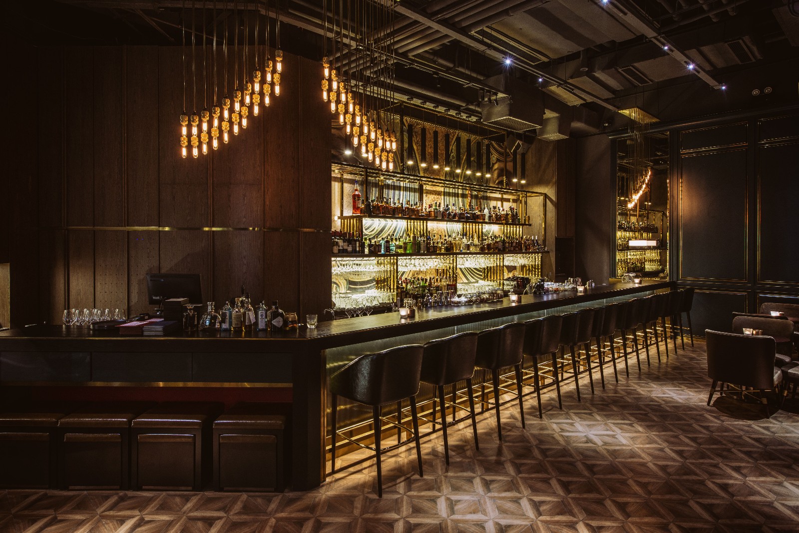 成都wizar原创鸡尾酒吧 | 成都旷石室内设计