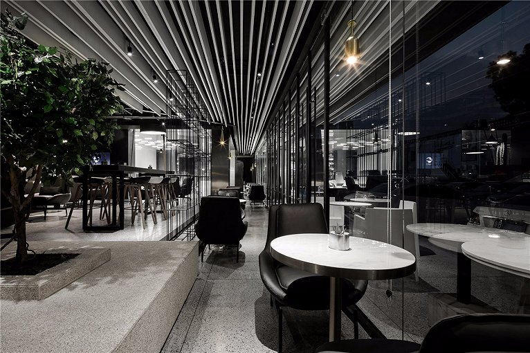 深圳魔杰电竞网吧 | 东木空间设计事务所