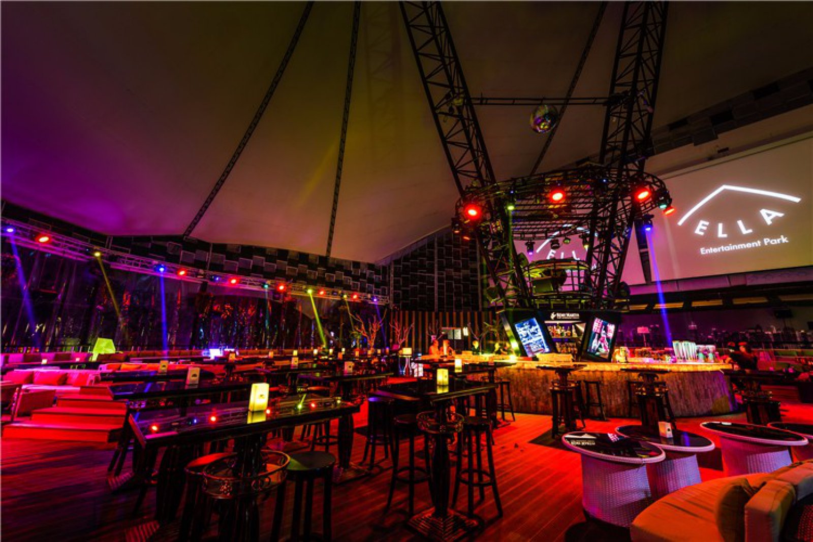 ella park天幕酒吧 | 新冶组设计