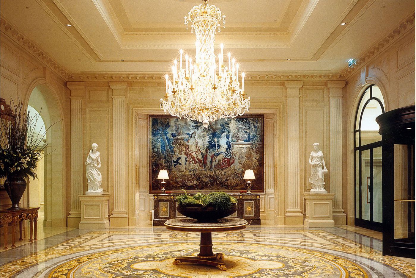 法国巴黎乔治五世四季酒店（上）设计案例
