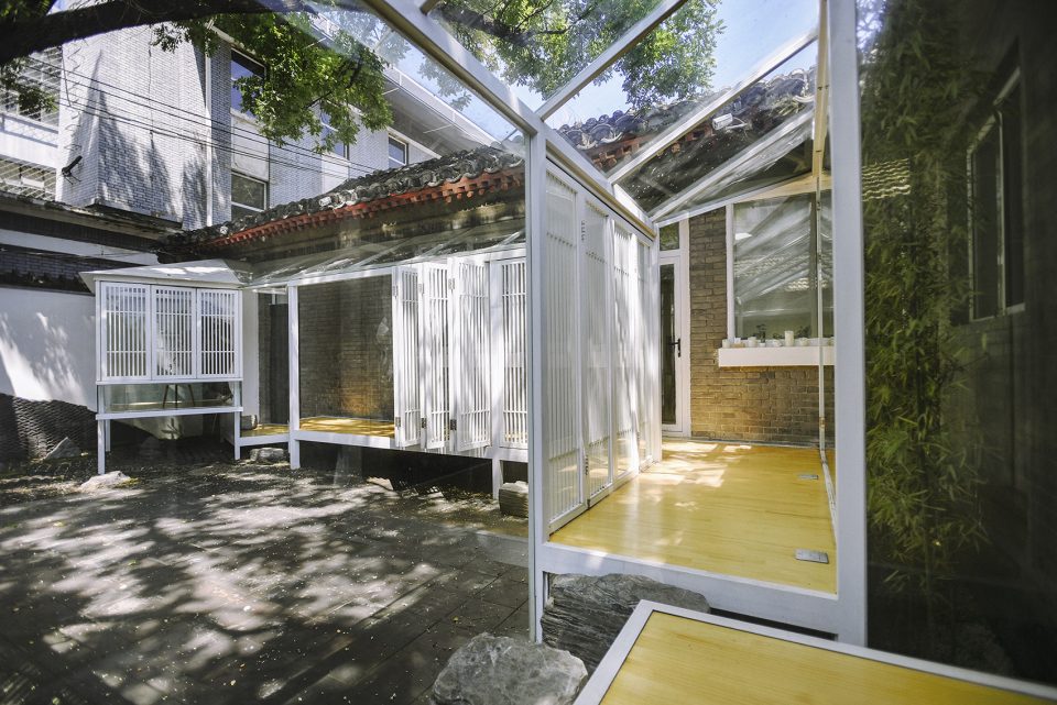 ▼随着周遭变化,廊子也呈现出不同的姿态,材料,尺度,高度,行为各异