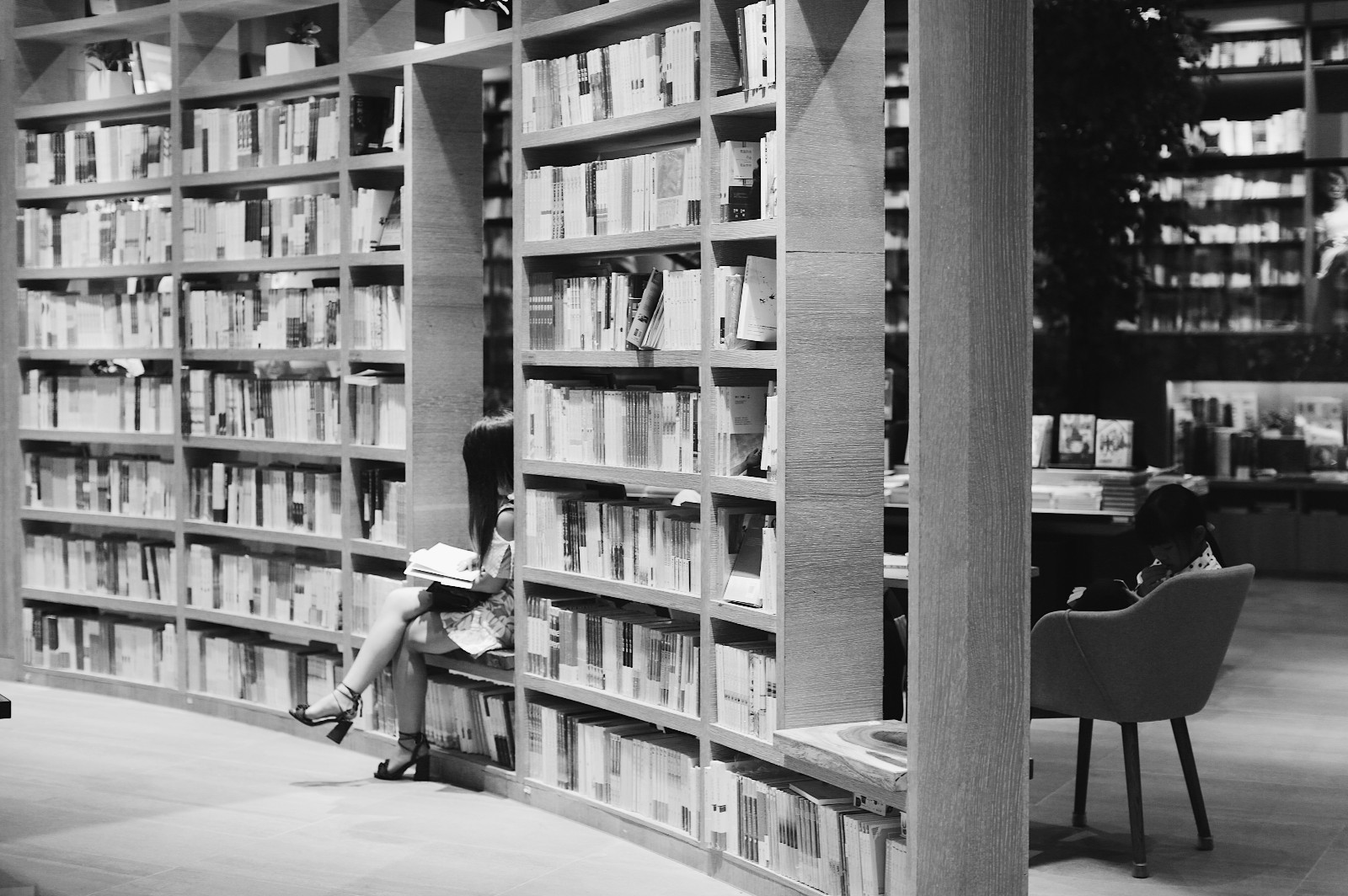 覔书店（Reading Mi）壹方城店 | 靳刘高设计（深圳）-建e室内设计网-设计案例