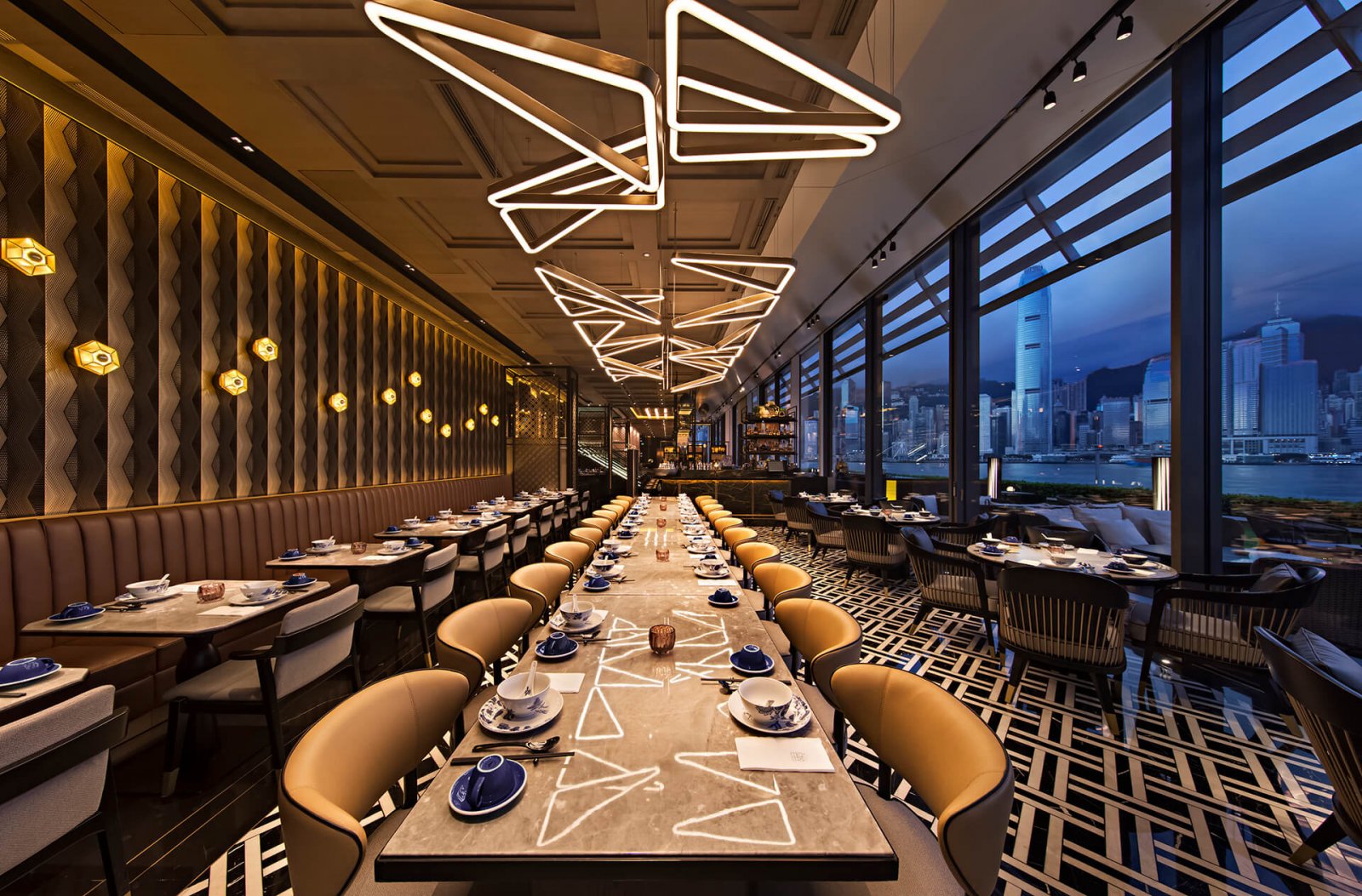 餐厅设计案例，340㎡广盈香港茶餐厅设计，休闲食刻·甜点时间！_空间_矩形_港式