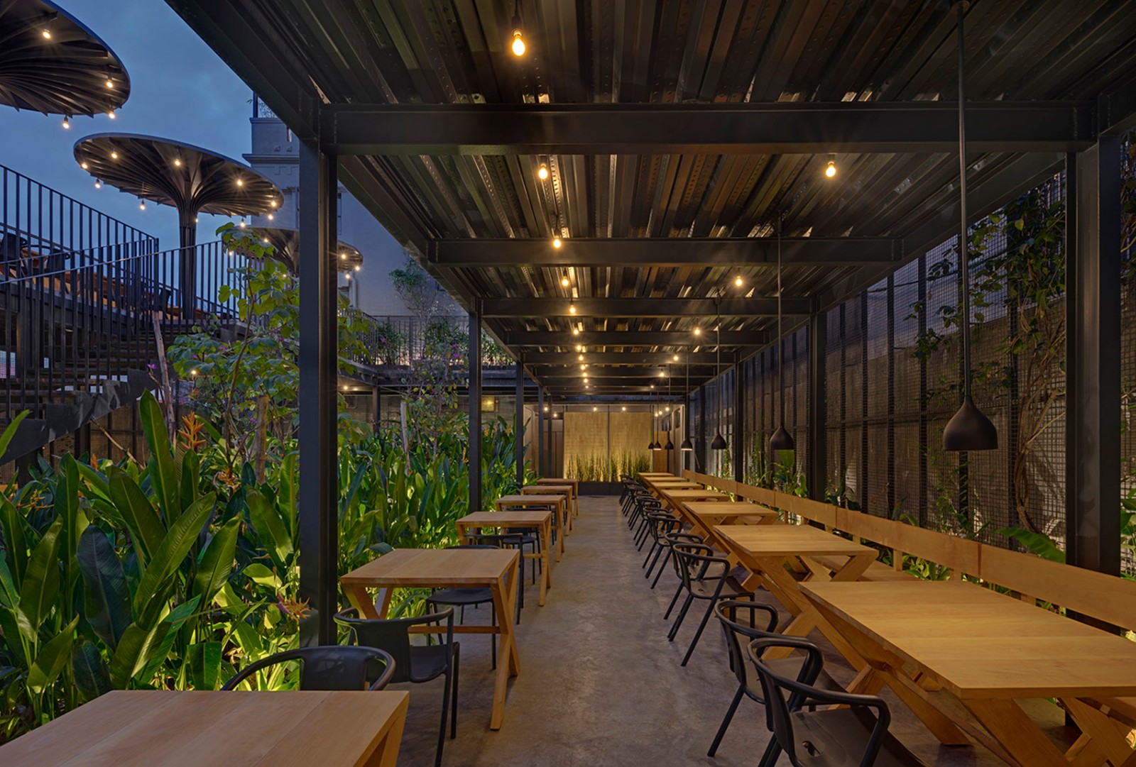 餐饮设计·中粮创芯食堂，现代化绿色生态食集-建E网设计案例