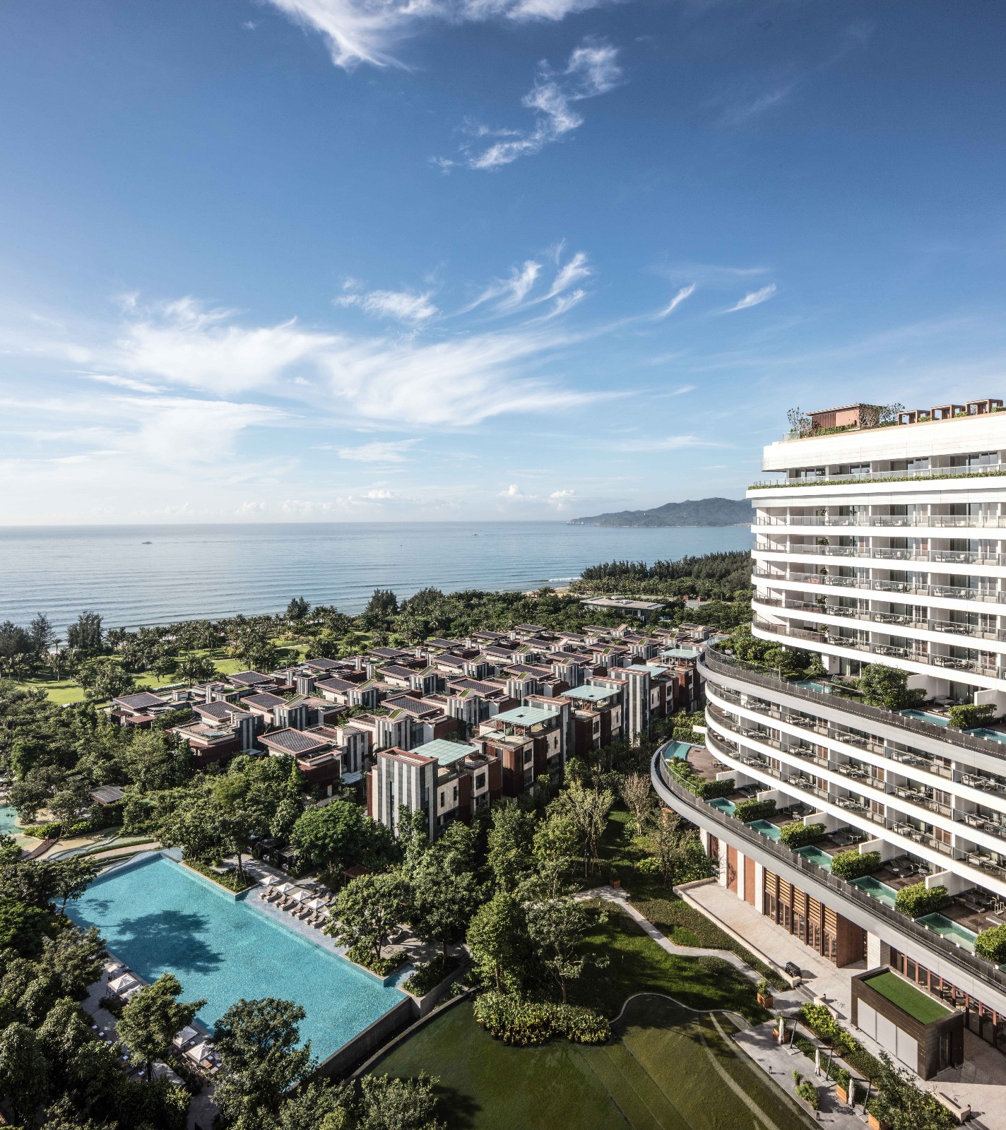Talk to the sea: JW Marriott Hotel Sanya Dadonghai Bay, China by W&R ...