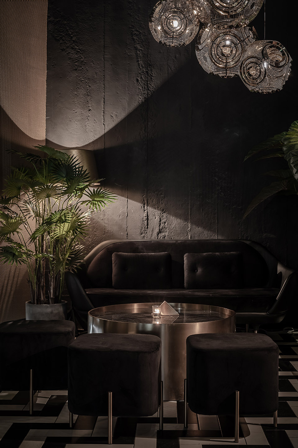 暗色系个性pluto酒吧 | 三厘社