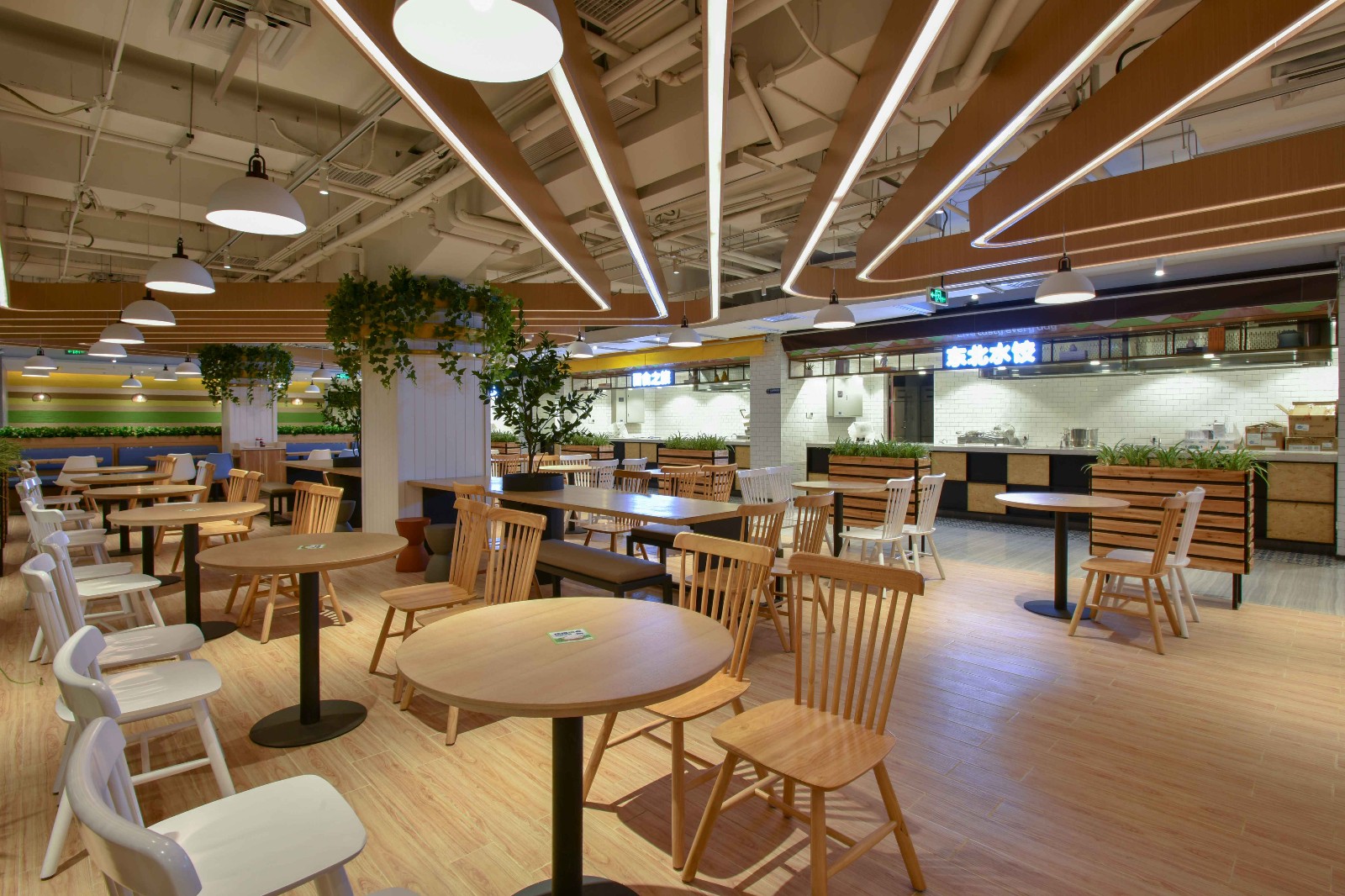 餐饮店设计·中粮创芯食堂，现代化绿色生态食集|空间|酒店餐饮设计|华空间设计_原创作品-站酷ZCOOL