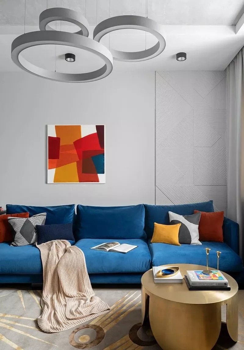 巧用蓝色搭配灰色,注重细节的莫斯科现代公寓c