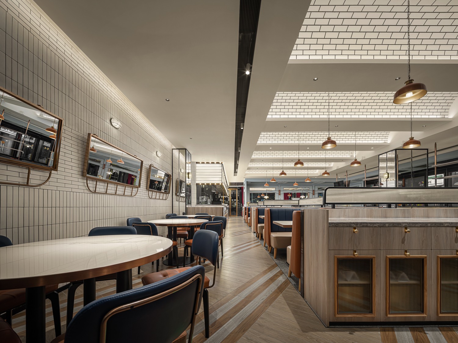 精致又复古,港风又洋气,这港式茶餐厅设计有点厉害设计案例