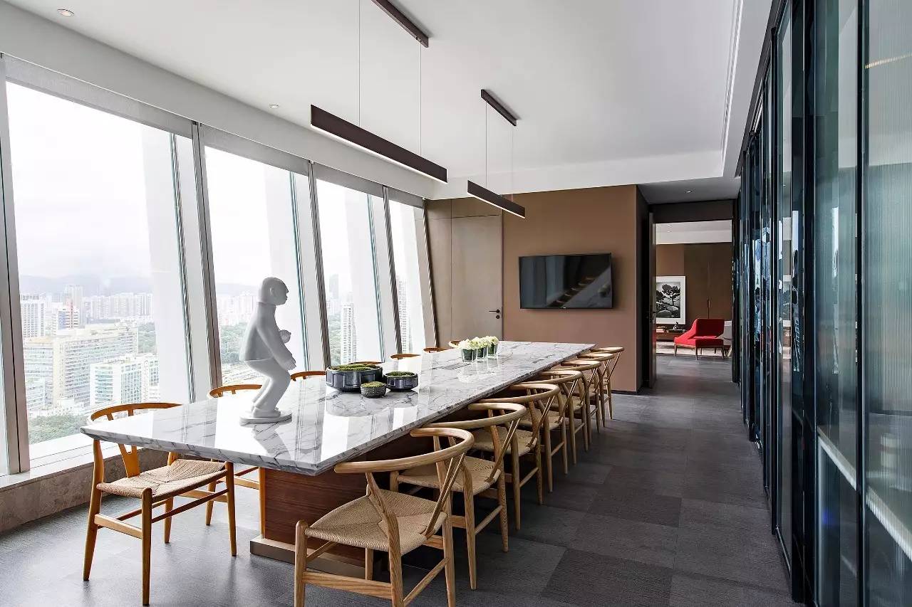 这样的办公空间,待着肯定很舒服-建e网设计资讯-室内设计行业头条资讯