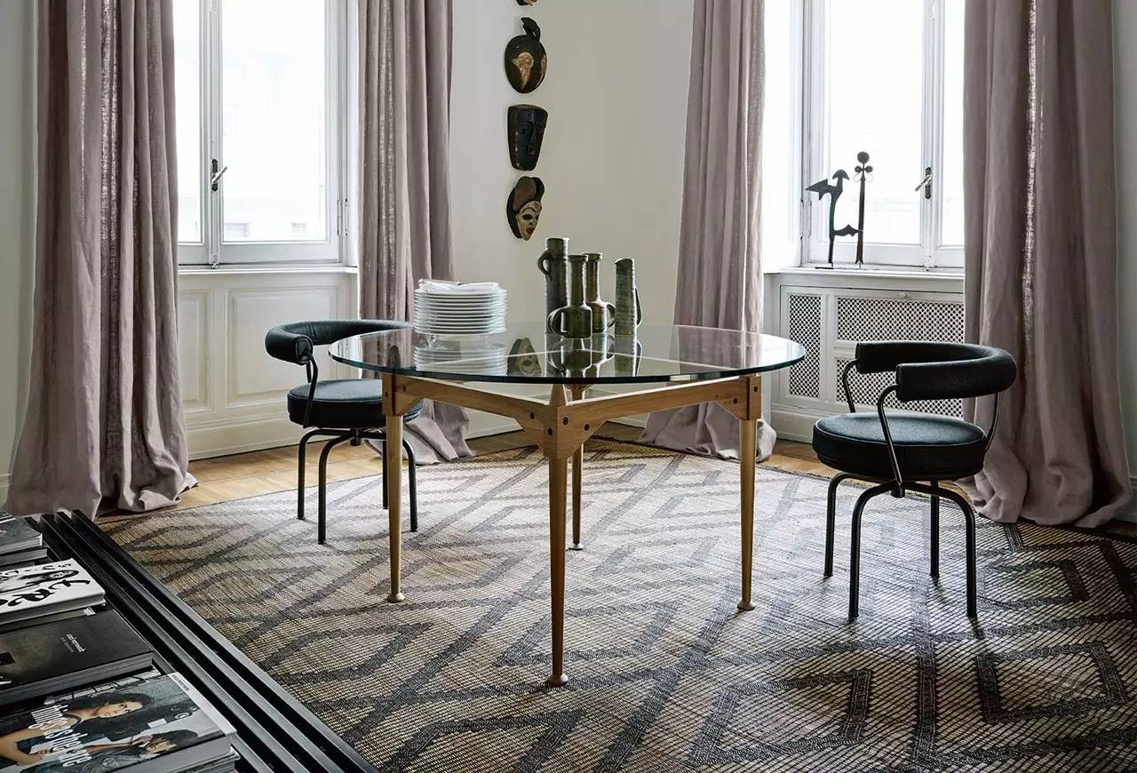 Cassina 前卫又经典 奢华又艺术的意大利家具 设计头条