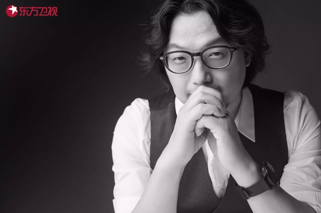 吓退10家装修公司的82㎡怪异湖景房,被设计师陈彬造出一个"防水奇迹"