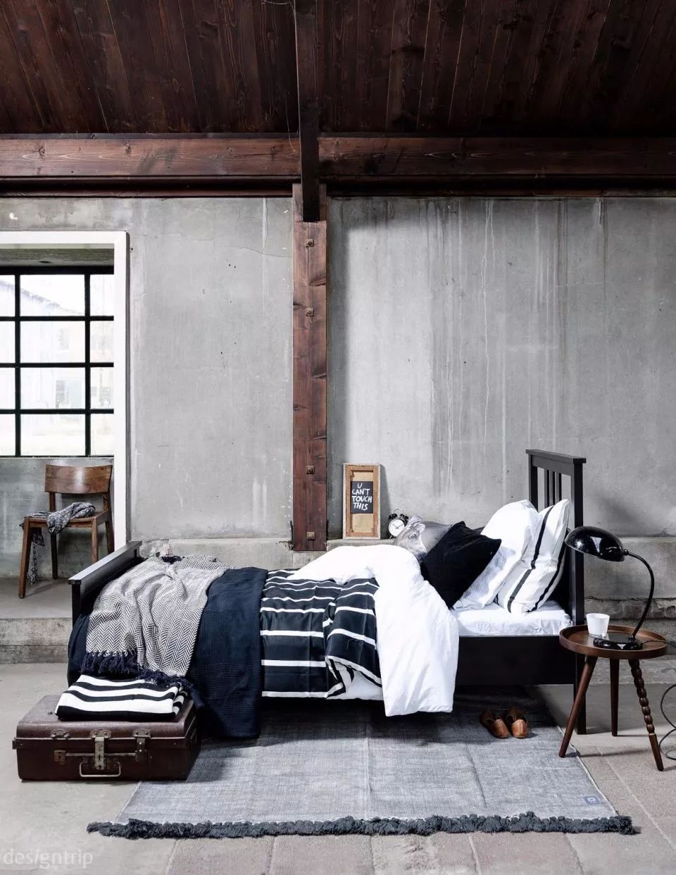 有一种最本质的美,叫水泥墙!