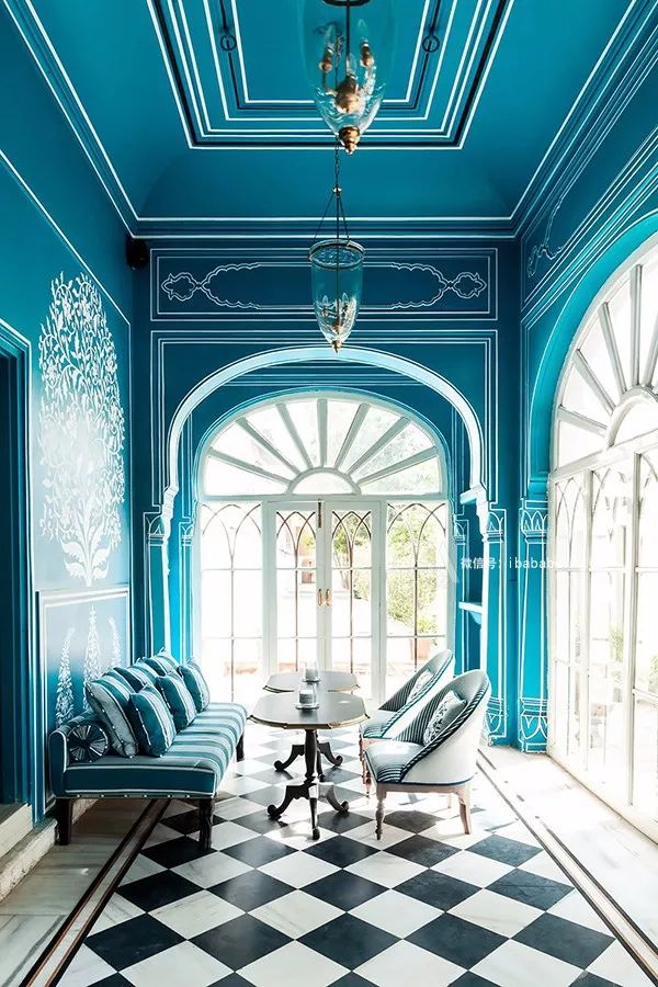 孔雀蓝家居配色冷艳版的优雅女王神秘高贵的气质之选