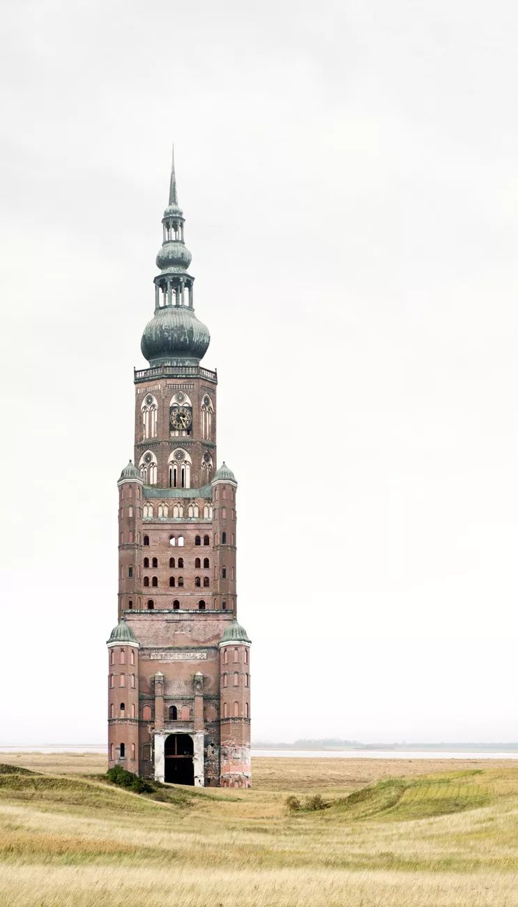 matthias jung的超现实建筑拼贴作品