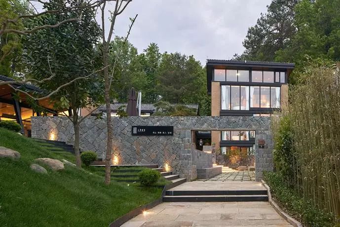 民宿景观02老物糅合新貌诠释生活的意境