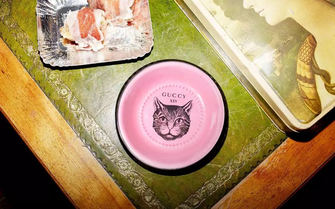 gucci的家饰系列你要买吗复古的华丽风美翻全场