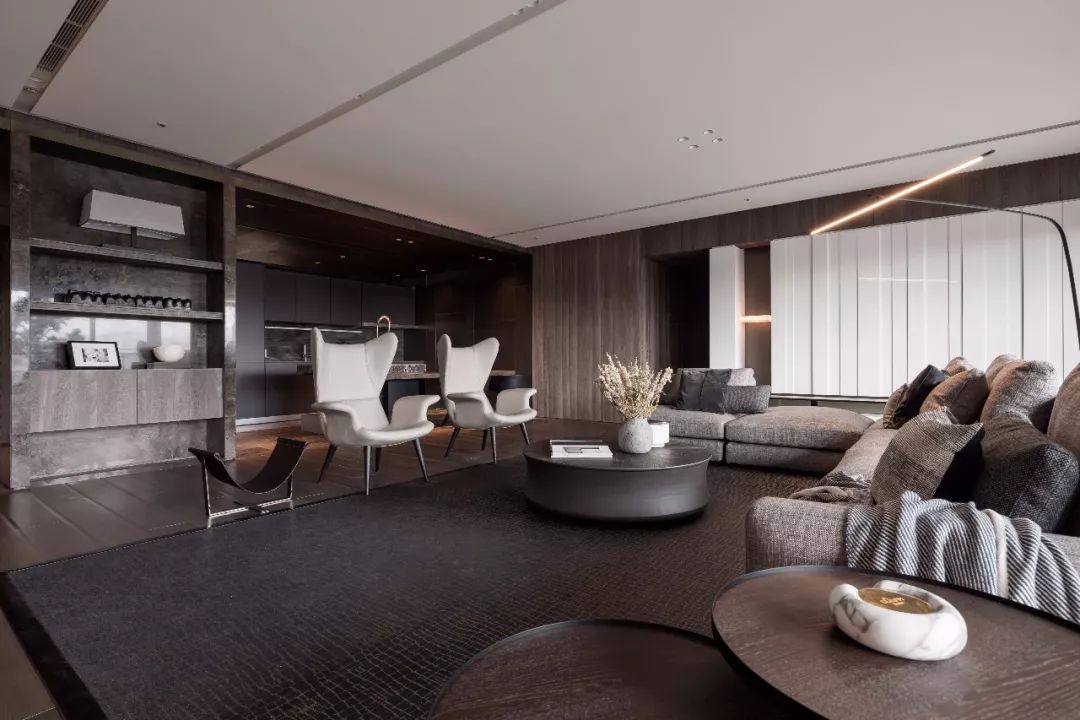 唐忠汉:285m² 复式大宅,自然、安静、温润的家! -建e网设计案例