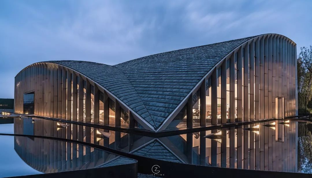 如何用光为展示中心做有层次感的设计