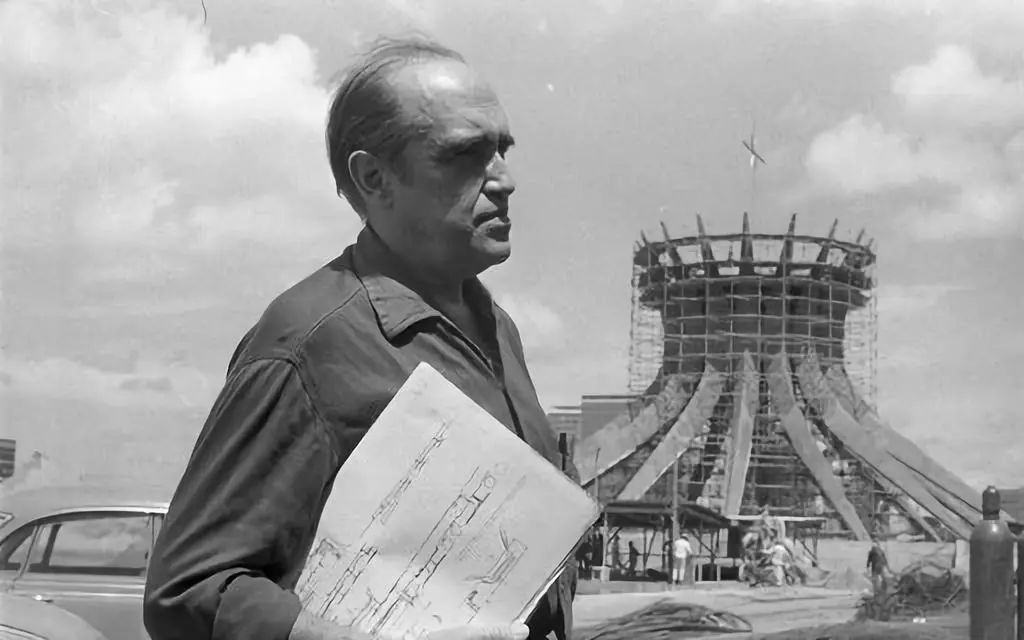 奥斯卡尼迈耶共产主义建筑大师