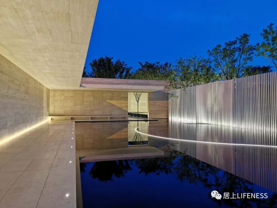 依崖而建 它是 山城的艺术脊梁 设计头条