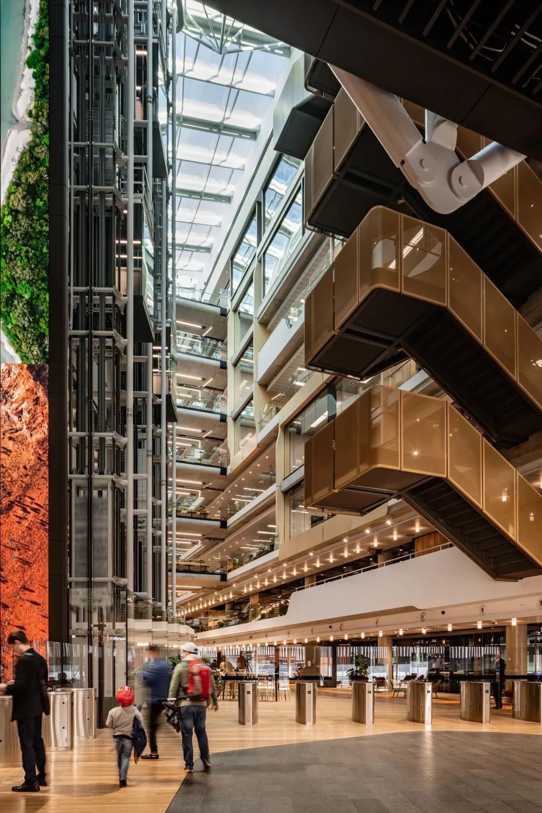 澳大利亚联邦银行,科技与创新匠造的未来办公体验 | 伍兹贝格设计案例