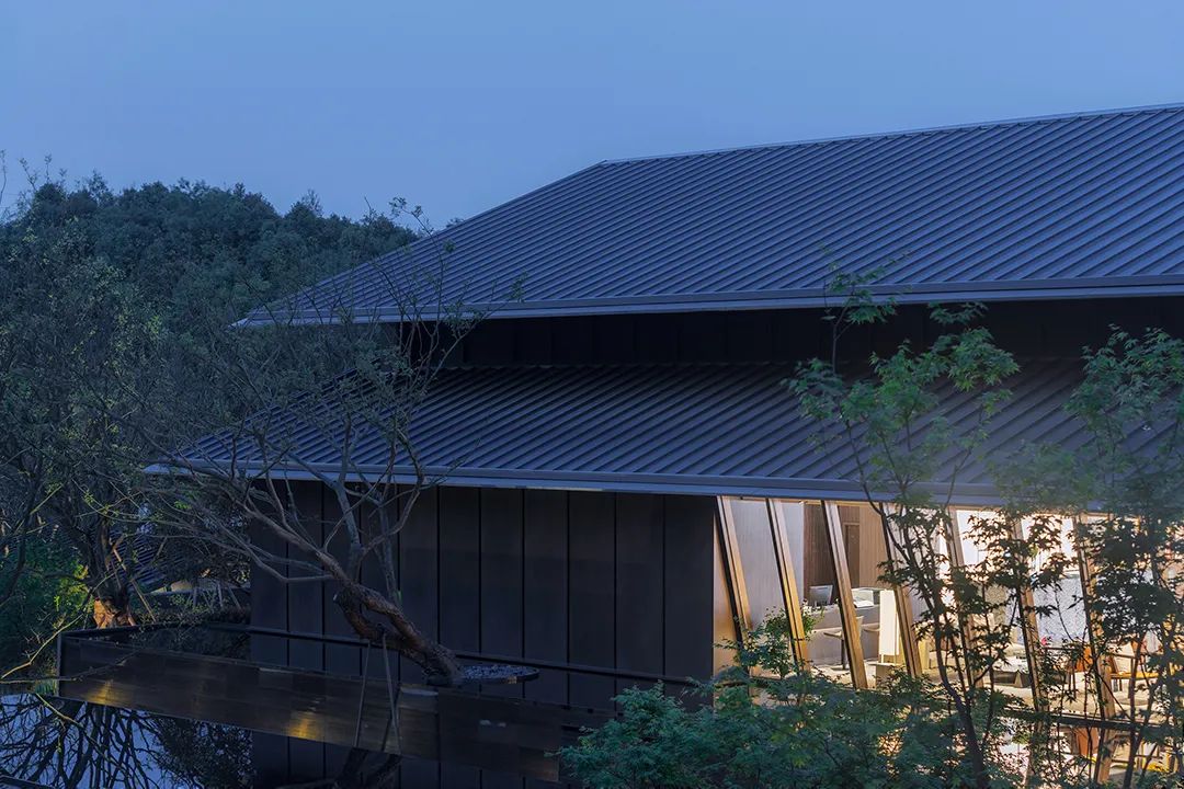 朴悦设计 / 越过山丘，又在山前-建e网设计案例