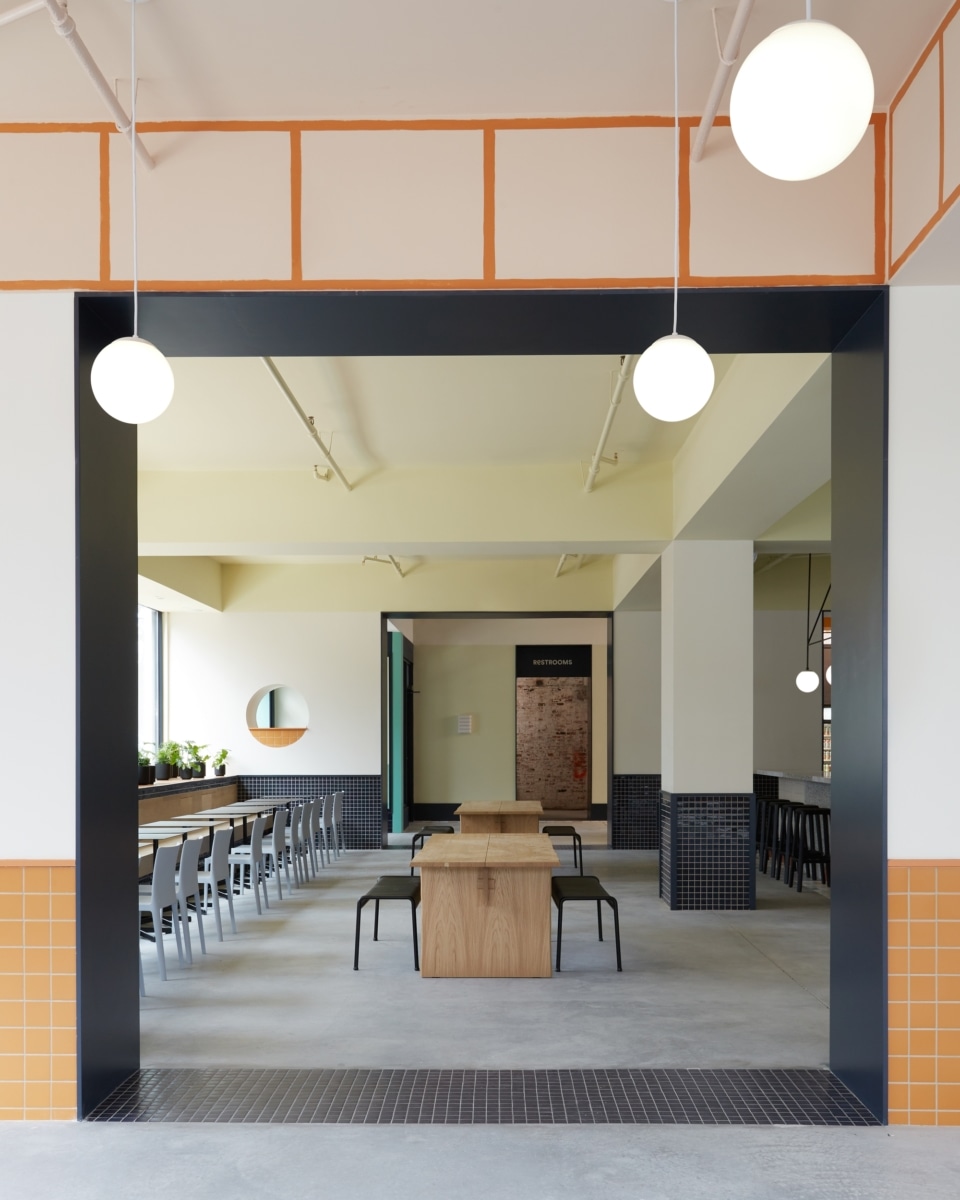 Carpenter & Mason | 颜色丰富的定制餐饮空间