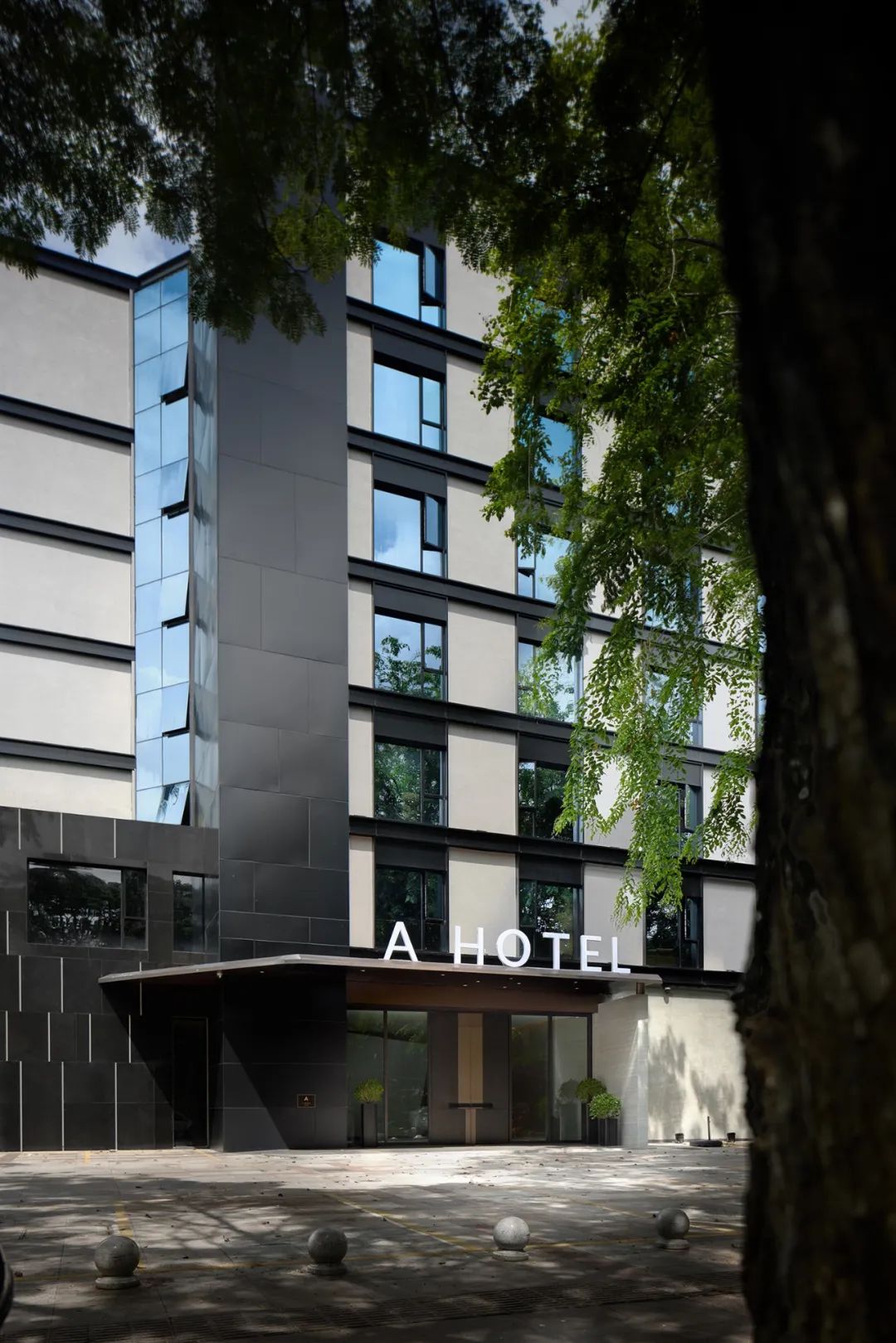 A-hotel，隐于三亚河边的小酒店｜辛视设计