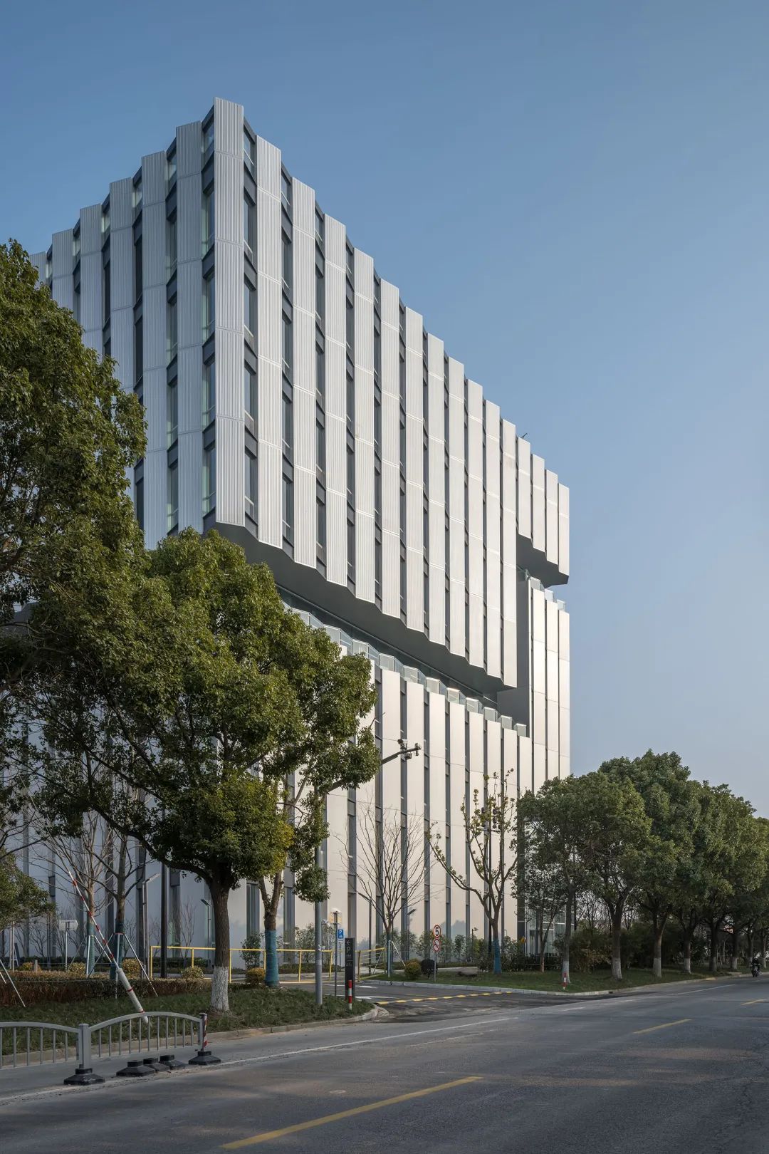张江高端医疗器械产业园区丨大小建筑
